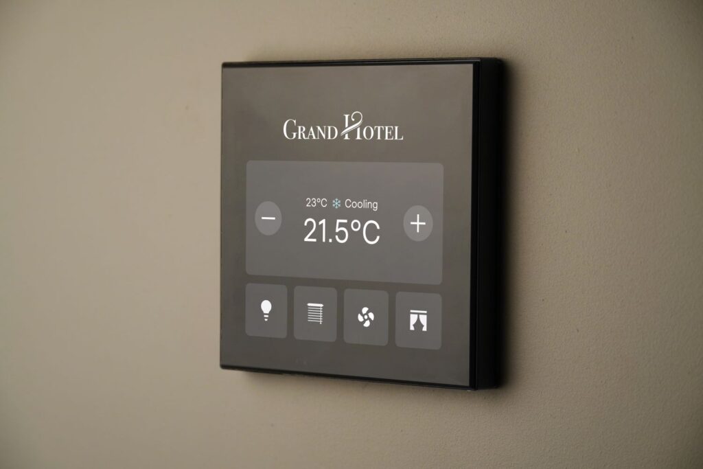 PDRD | Philips Dynalite Revolution Display Panel